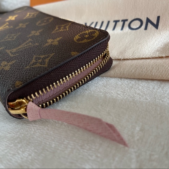 Authentic Louis Vuitton Clemence wallet - Picture 3 of 5